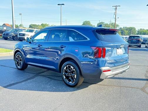 2025 Kia Sorento S