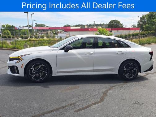 Snow White Pearl 2026 Kia K5 GT-Line