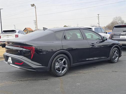 2026 Kia K4 