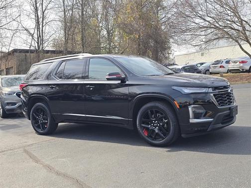 2023 Chevrolet Traverse Premier