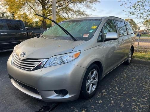 2017 Toyota Sienna L