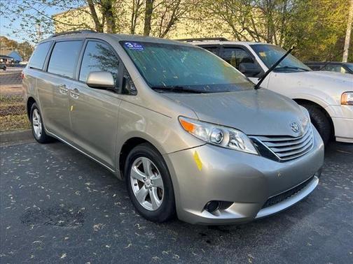 2017 Toyota Sienna L