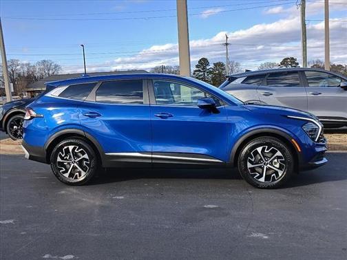 2025 Kia Sportage EX