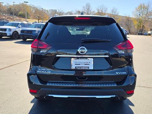 2020 Nissan Rogue SV
