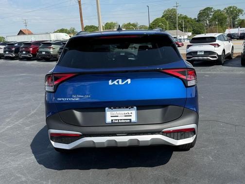 2025 Kia Sportage EX