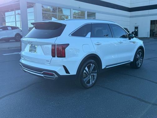 2023 Kia Sorento Plug-In Hybrid SX Prestige