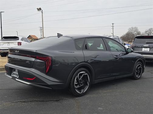 2025 Kia K4 EX