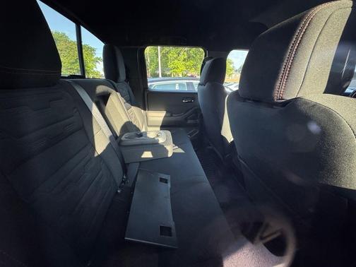 Boulder Gray Pearl 2024 Nissan Frontier PRO-X