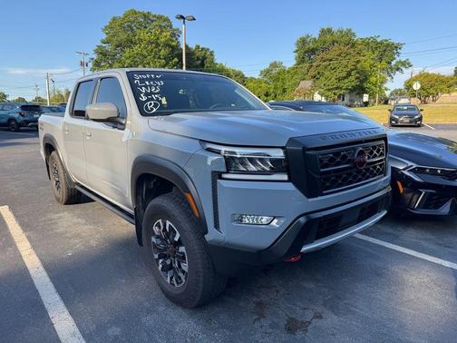 Boulder Gray Pearl 2024 Nissan Frontier PRO-X