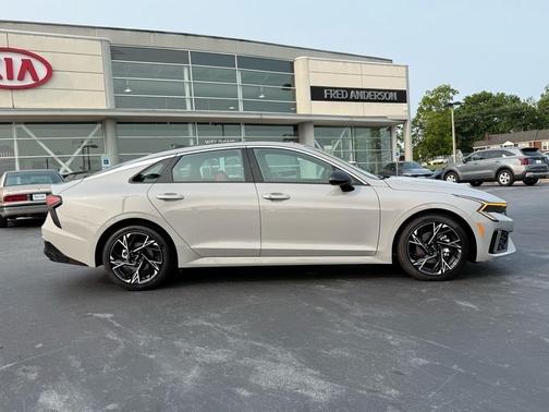 2025 Kia K5 GT-Line