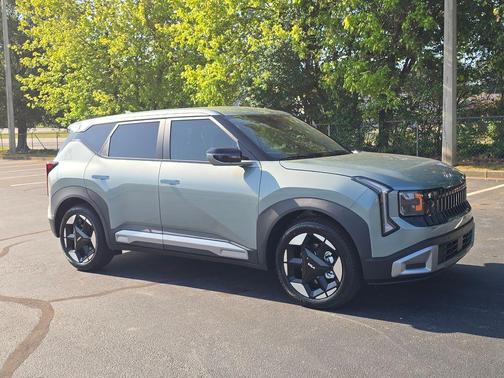 Iceberg Green 2027 Kia Seltos S