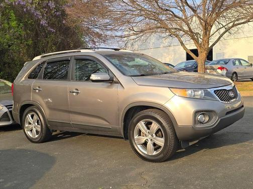 Titanium Silver 2013 Kia Sorento EX