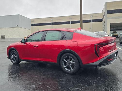 Currant Red 2026 Kia K4 LXS