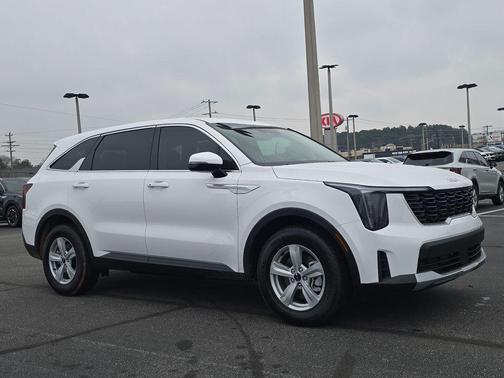 2026 Kia Sorento LX