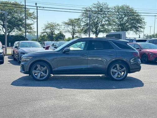 Himalayan Gray 2022 Genesis GV70 3.5T Sport