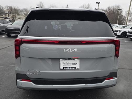 2026 Kia Carnival EX