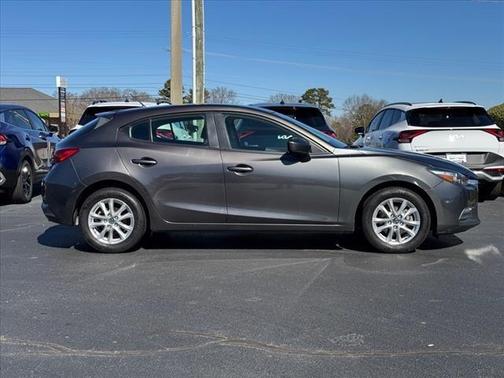 2017 Mazda Mazda3 Sport