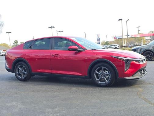 Currant Red 2026 Kia K4 LX