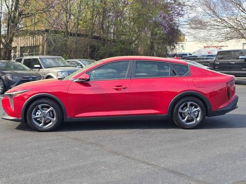 Currant Red 2026 Kia K4 LX