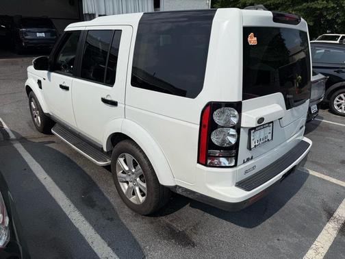 2016 Land Rover LR4 Base