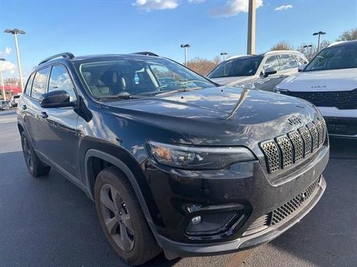 2023 Jeep Cherokee Altitude Lux