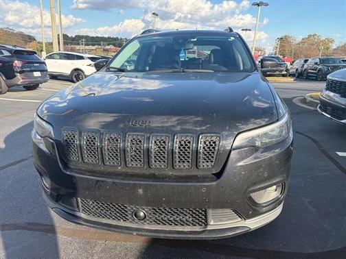 2023 Jeep Cherokee Altitude Lux