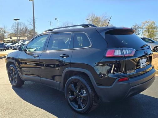 2023 Jeep Cherokee Altitude Lux