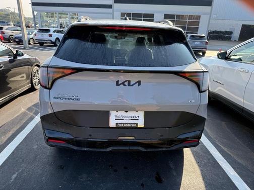 2026 Kia Sportage Hybrid EX