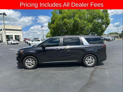 Metal 2022 Kia Carnival LXS