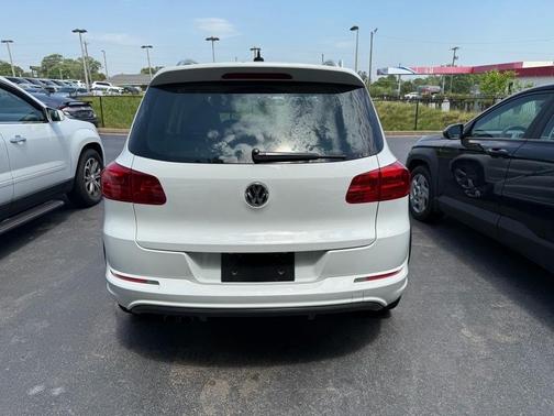 2016 Volkswagen Tiguan R-Line