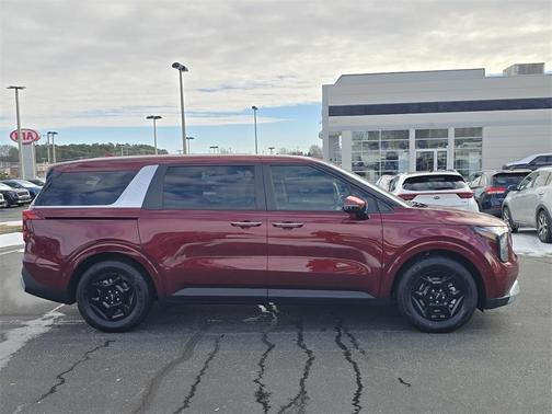 2026 Kia Carnival LXS