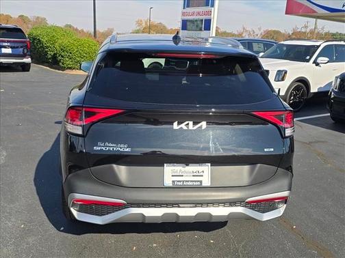 2024 Kia Sportage Hybrid EX