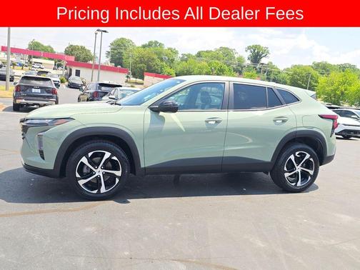 Green 2024 Chevrolet Trax 1RS