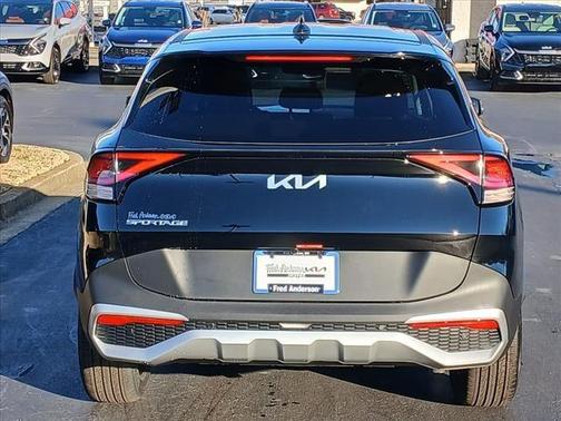 2025 Kia Sportage EX