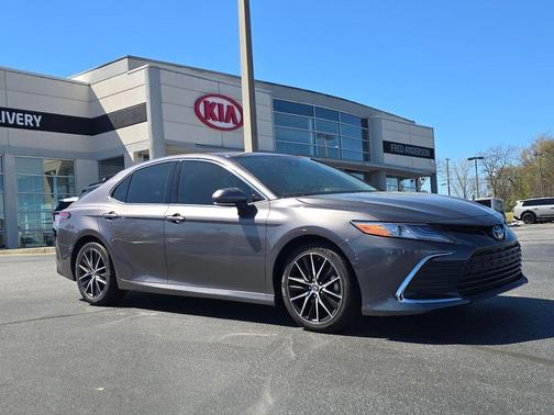 2024 Toyota Camry XLE