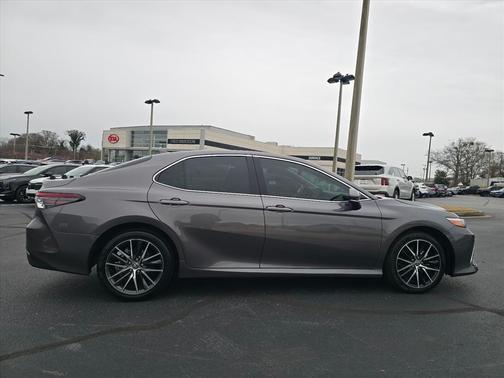 2024 Toyota Camry XLE