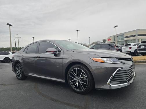 2024 Toyota Camry XLE