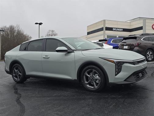 2026 Kia K4 