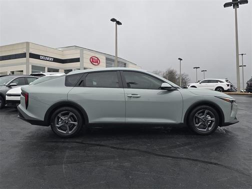 2026 Kia K4 