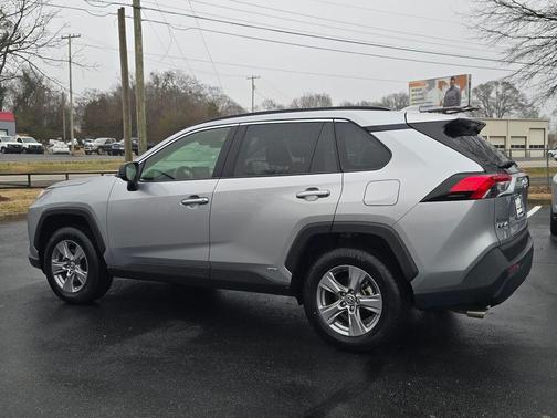 2023 Toyota RAV4 Hybrid LE