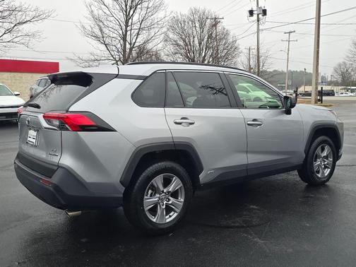 2023 Toyota RAV4 Hybrid LE