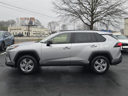 2023 Toyota RAV4 Hybrid LE
