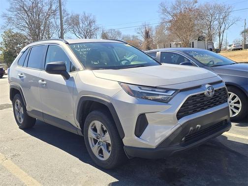 2023 Toyota RAV4 Hybrid LE