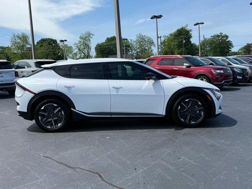2025 Kia EV6 Light Long Range