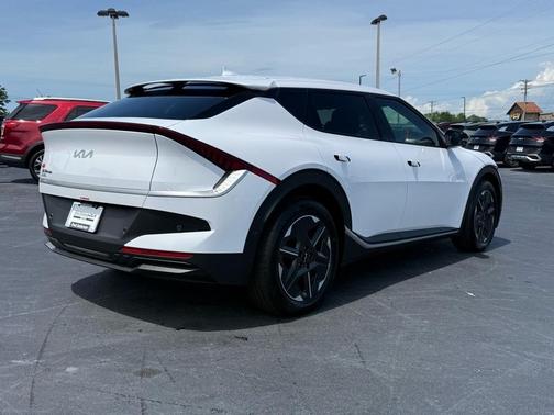 2025 Kia EV6 Light Long Range