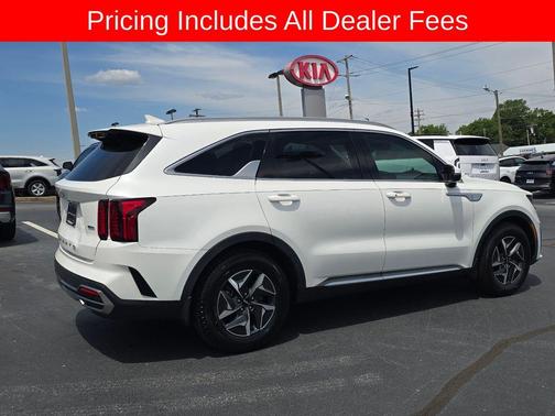 Snow White Pearl 2022 Kia Sorento Hybrid EX
