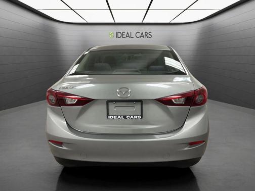 Liquid Silver Metallic 2015 Mazda Mazda3 i SV