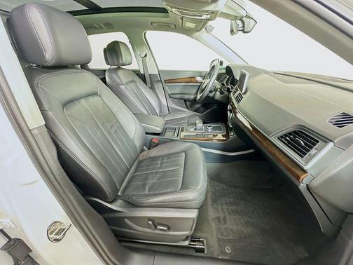 2018 Audi Q5 2.0T Tech Premium