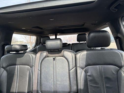 Luxury White Pearlcoat 2022 Jeep Wagoneer Series II 4x4