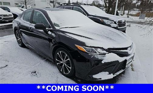 2020 Toyota Camry SE